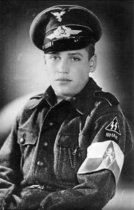 Украинский юноша-член немецкой зенитной части