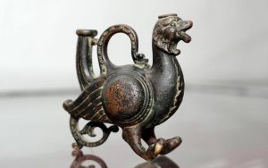 Водолій (Лімож, Франція, ХІІ-ХІІІ ст.)