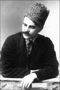 Чи є вишиванка Хоткевича прикметою націоналіста?