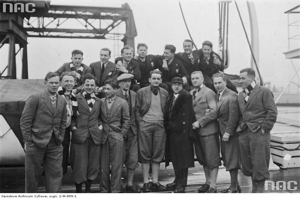 Польська олімпійська збірна у дорозі на Олімпіаду-1932